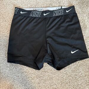 NEW Nike Women Fusion‎ Logo Tape Kickshort Black Swim Shorts Small Compression
